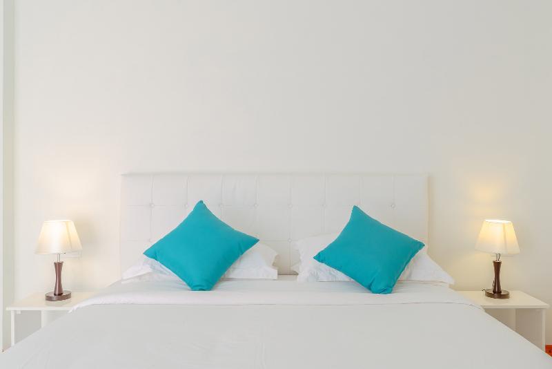 White Dhigurah Guest house
